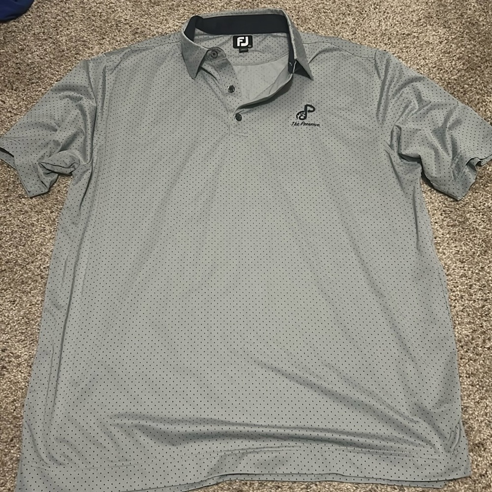 SAVE ⛳️ Polka Dot Golf Polo